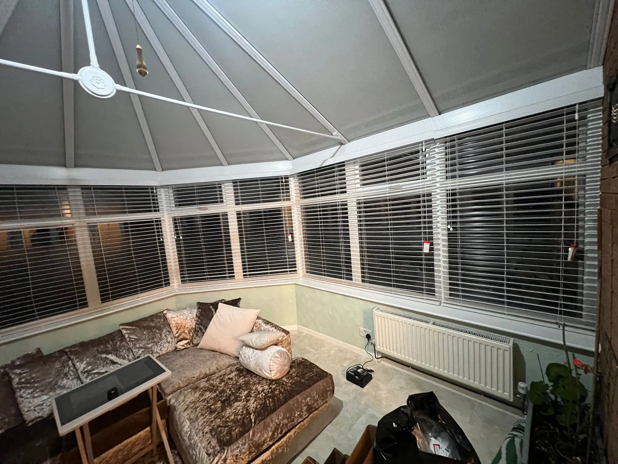 Roller blinds installation